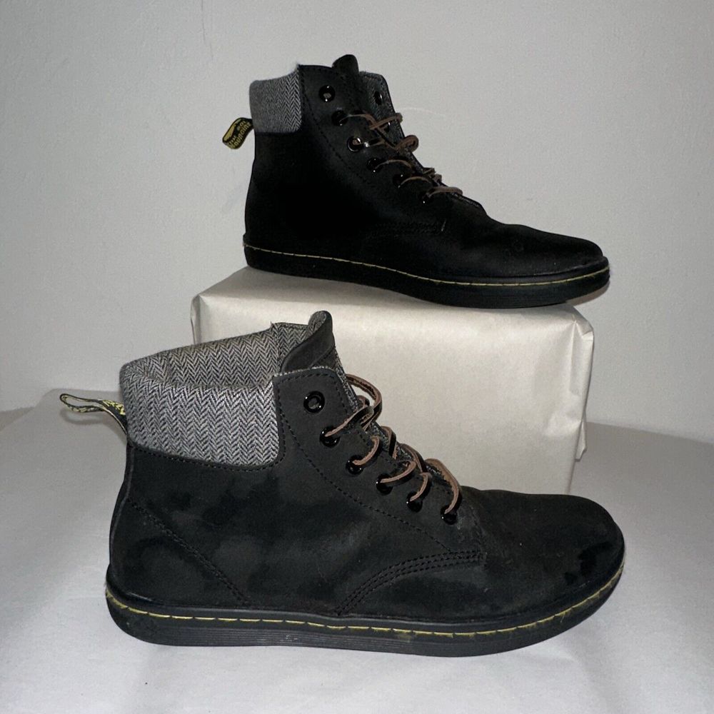 Dr. Martens Maelly Padded Collar Black Women's Ankle Boots Size 8 EUC